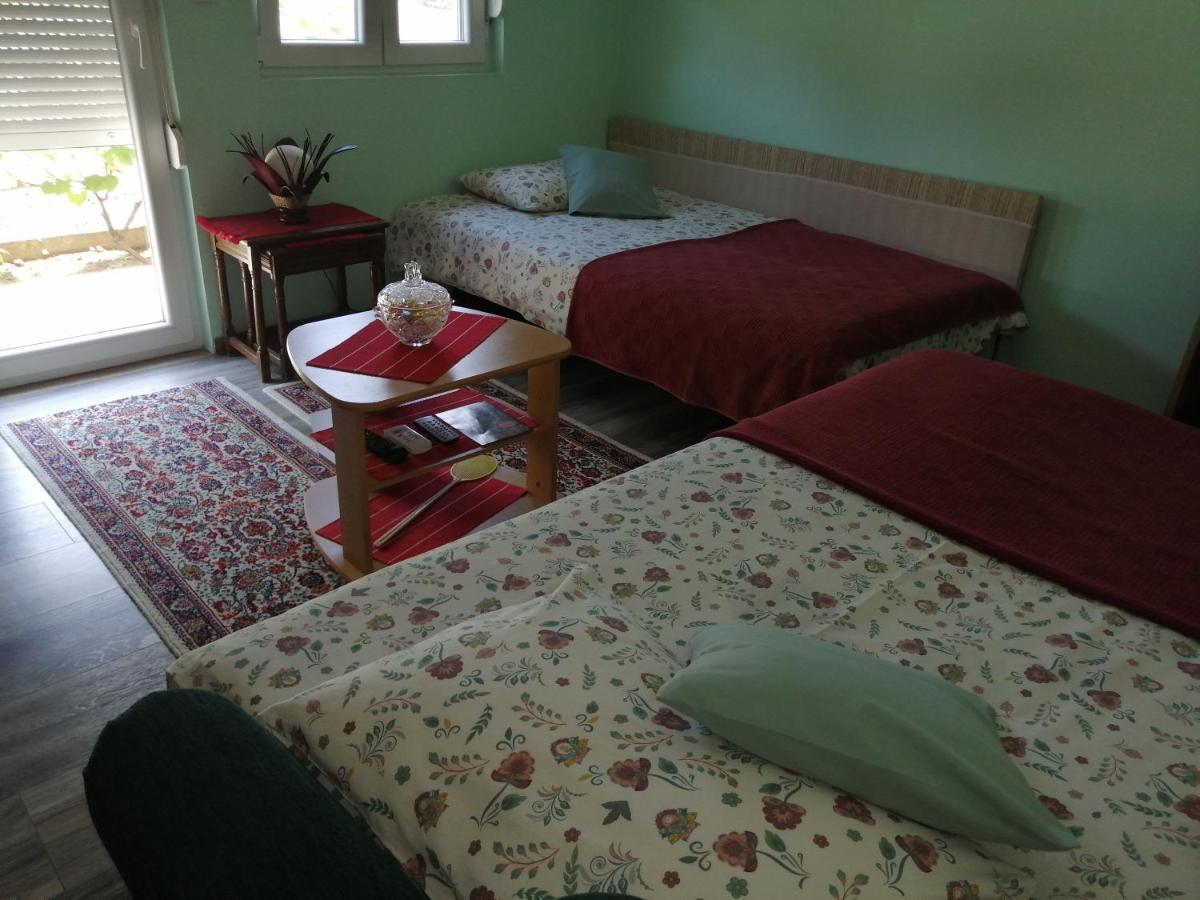 Airport Apartment T&T Surčin 외부 사진